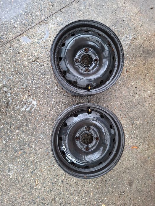 Felgi stalowe 4x108 R14 Peugeot Citroen 2 szt. Otw. Centr. : 65,1 mm