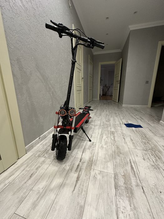 Електро самокат Tesla 30000