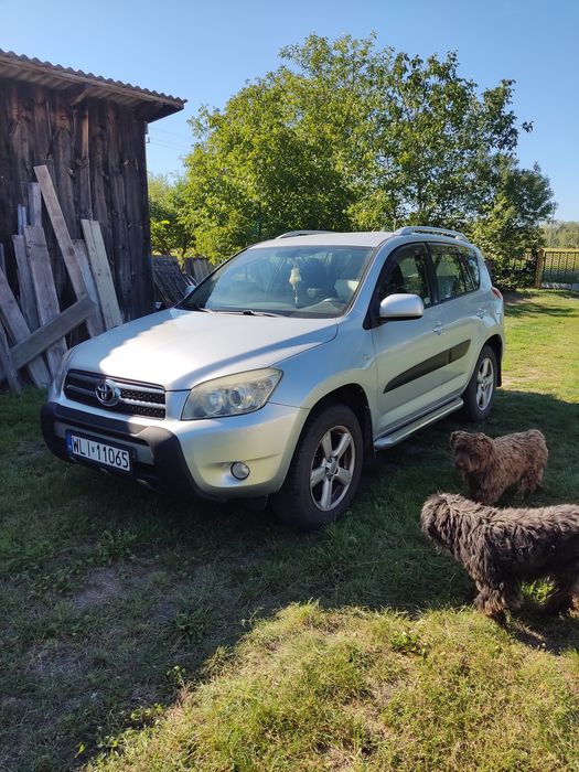 Tyota RAV4 2.0 benzyna 2007 rok