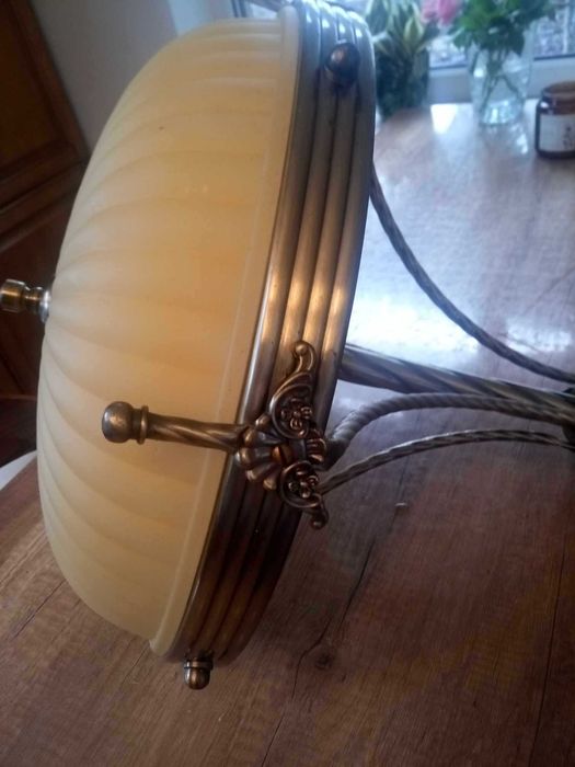 Lampa wisząca regulowana