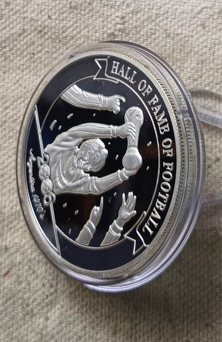 Уганда 2000 шиллінгів 2006р. " Зал футбольної слави"