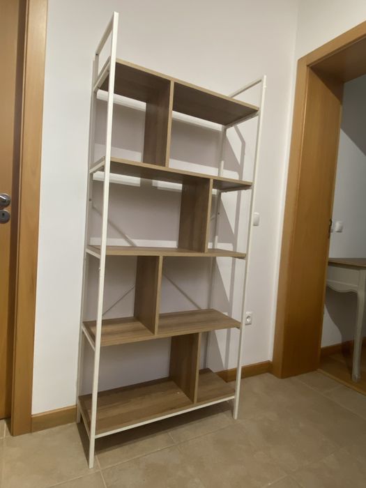 Estante metal e mdf