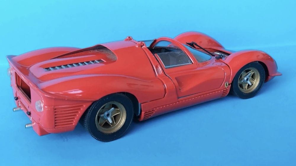 Ferrari 330 P4 Le Mans