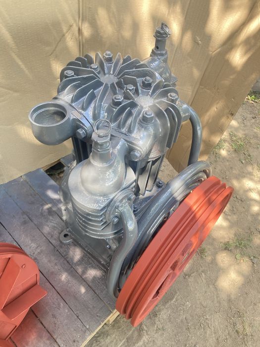 Коспрессор компрессор ГСВ 0.6/12