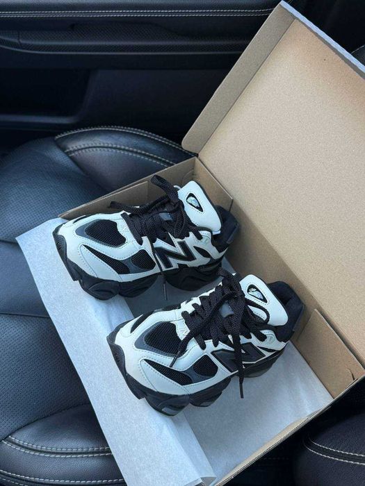 New Balance 9060 Black Olive