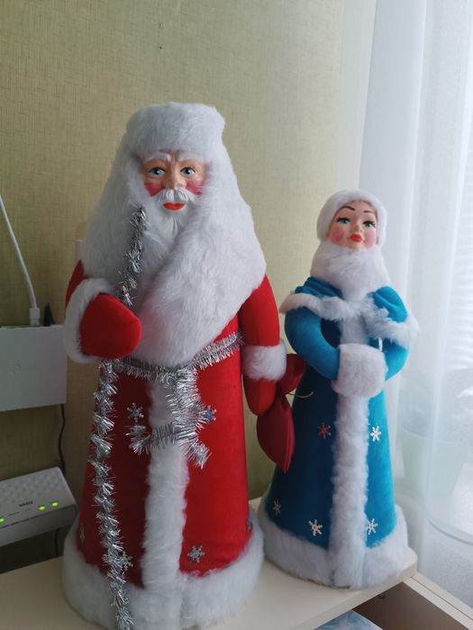 Дід Мороз та Снігуронька