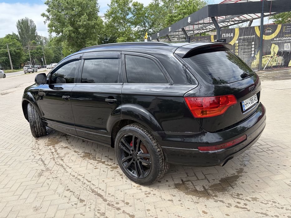 Продам авто Ауді Q7