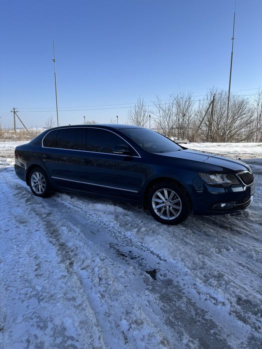 Продам автомобіль Skoda Superb
