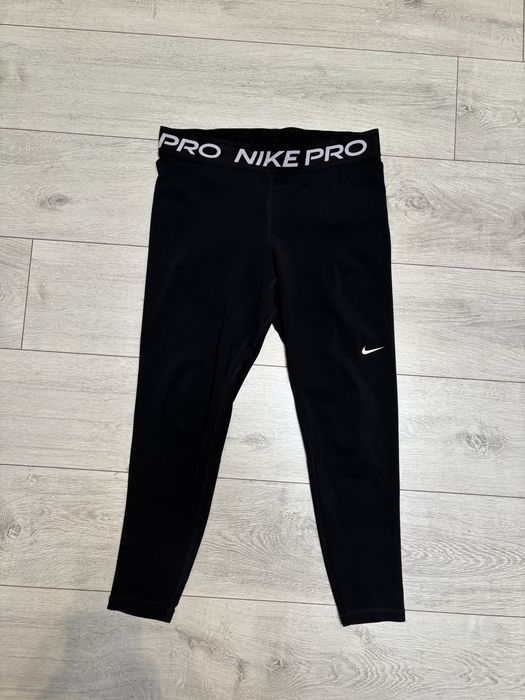 Czarne Legginsy damskie Nike pro L