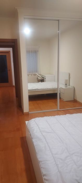 Quarto para arrendamento