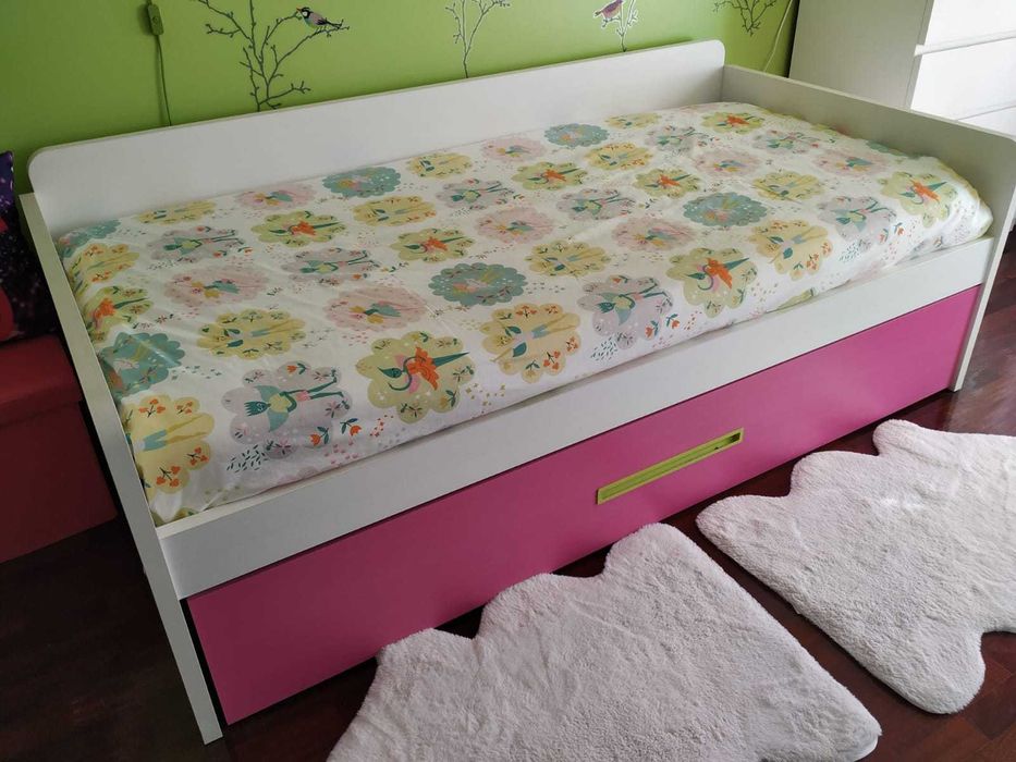 Cama de solteiro + cama na gaveta inferior