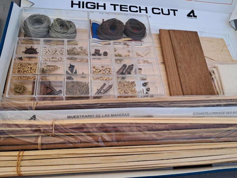 Modelo de Barco "Le Hussard" 1:50 - Negociável