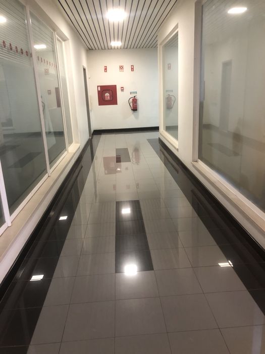 Arrenda se espaço comercial nas galerias de torres!