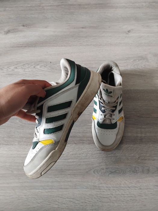 Кроссовки Adidas