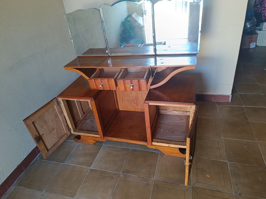Aparador de quarto madeira vintage