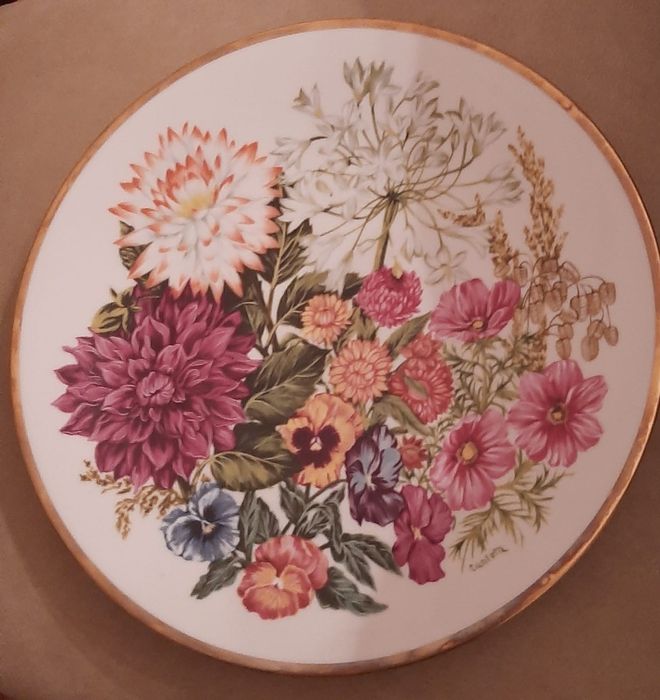 Colecção Philae os pratos florais 12 meses do ano