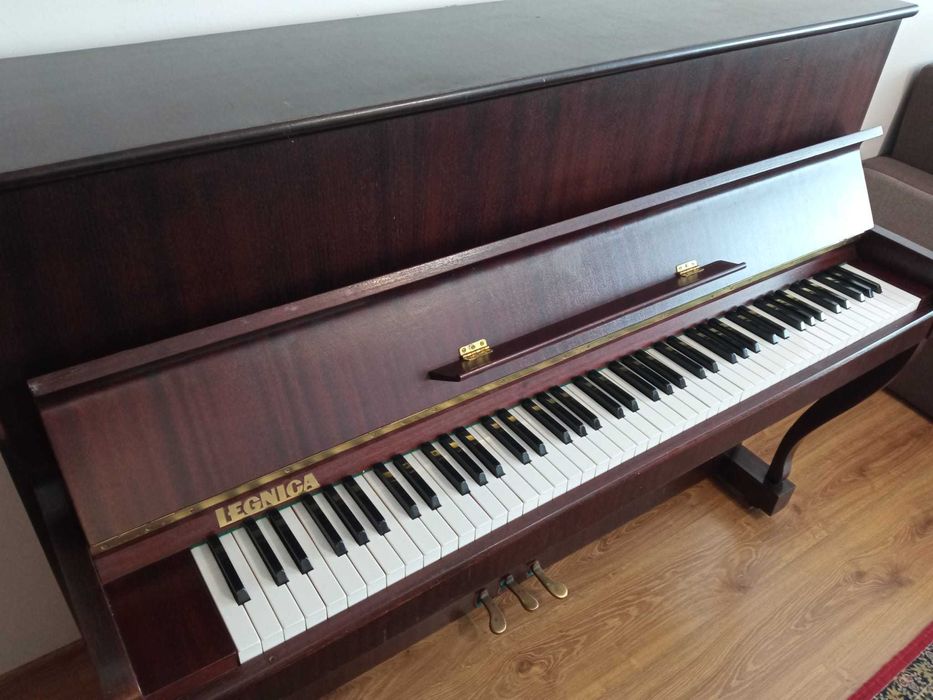 Pianino  Legnica