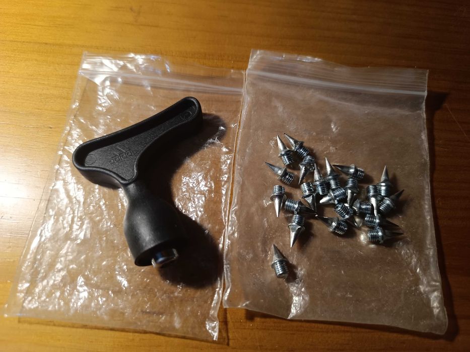 Sapatilhas de bicos adidas Adizero High Jump