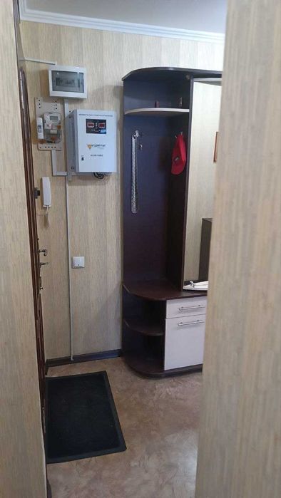 Продам большую 3-х комнатную квартиру в центре + Гараж во дворе