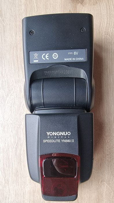 Lampa błyskowa YN560 II