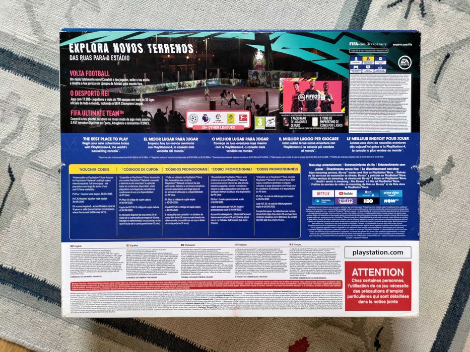 SONY PS4 - PlayStation 4 - 1TB SSD com 5 Jogos + 2 Comandos + Volante