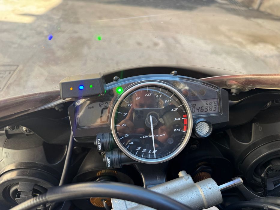 Yamaha R1 2004 год