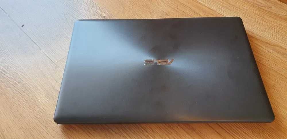 Computador Portátil ASUS