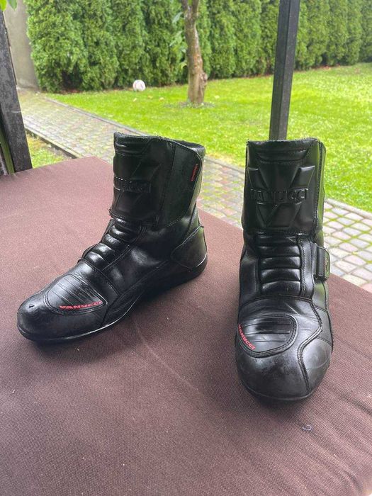 Мотоботи Vanucci RST Urban FLM FOX Icon Боти Dainese Buse polo Sidi