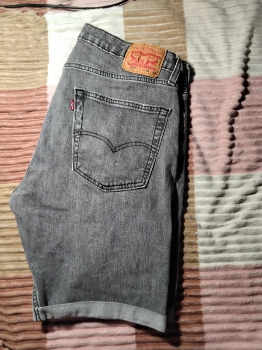 Шорты levis серые