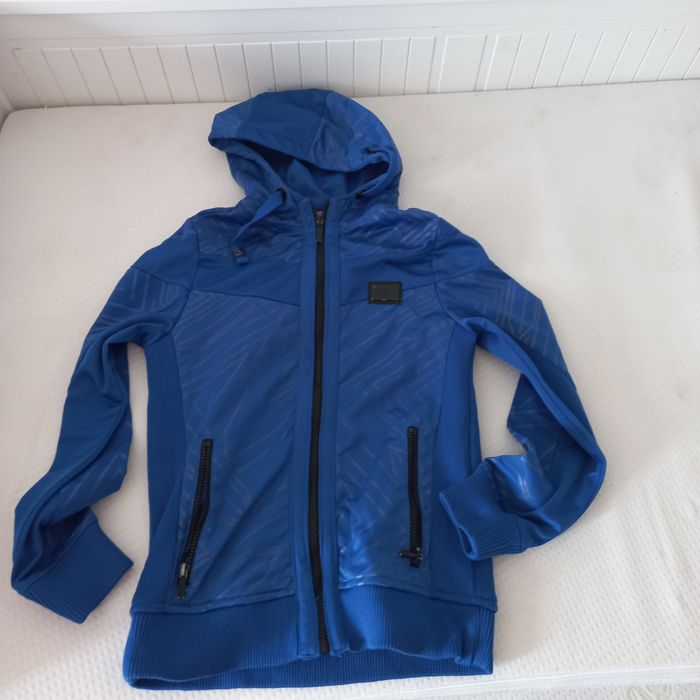 Młodzieżowa bluza z kapturem 146/152