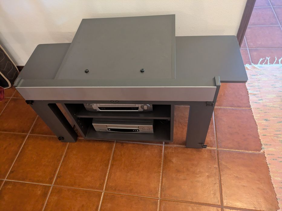Móvel apoio tv cinzento