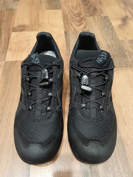 Продам тактичні кросівки Haix Black Eagle Athletic 2.1