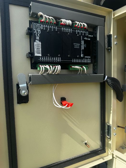 Генератор BLITZ BP-33 (26,4 кВт) на базі двигуна PERKINS 33 кВа