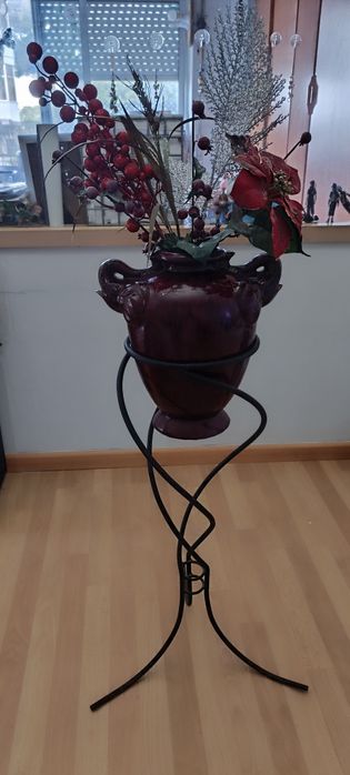 Jarrão+Suporte em ferro preto