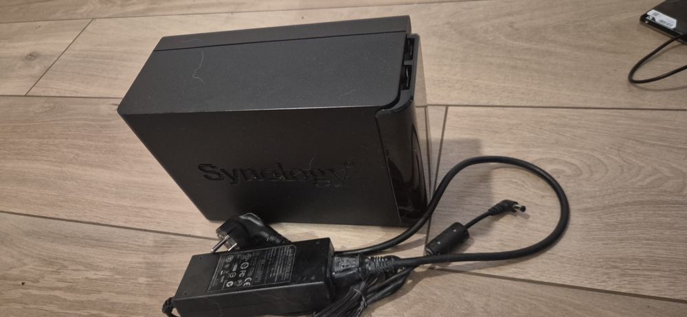Synology NAS  DS214play z 1x HDD WD  2TB