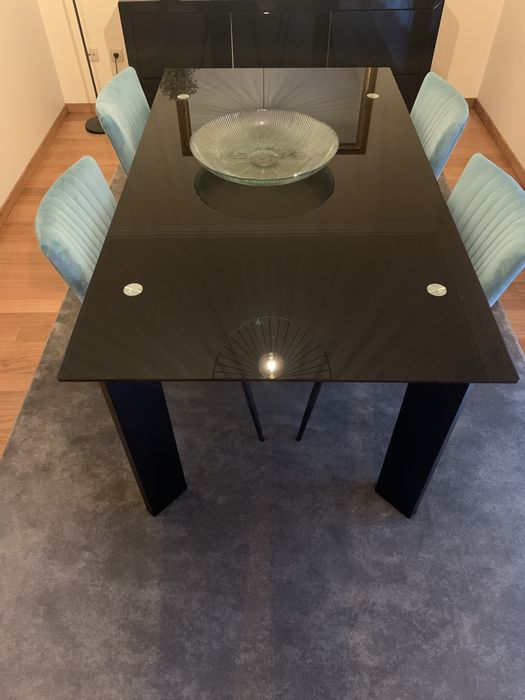 Mesa jantar + 4 cadeiras
