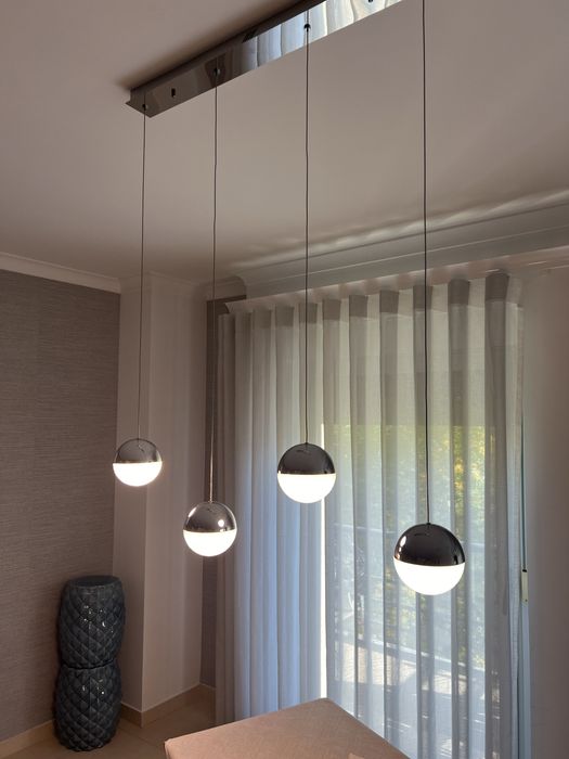 Candeeiro de teto ( LED )