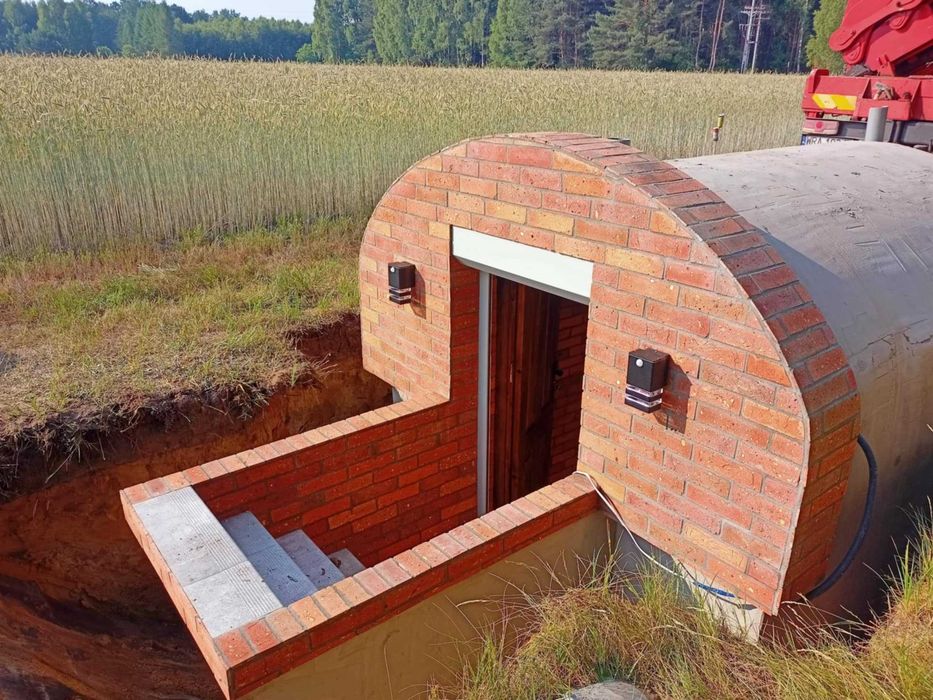 schron, piwniczka betonowa , ziemianka , piwnica , sauna ogrodowa
