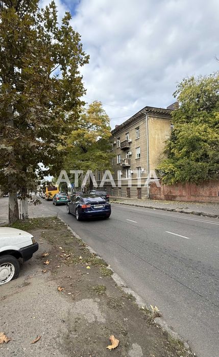 Отдельностоящее Фасадное здание Два входа Генератор АГВ Балковская