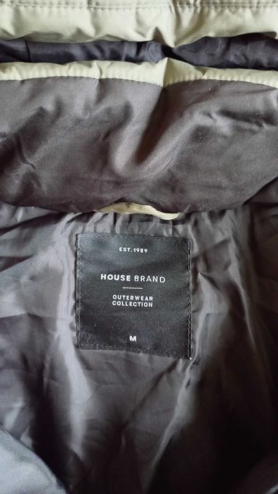 Жіноча довга куртка польської фірми HOUSE BRAND.