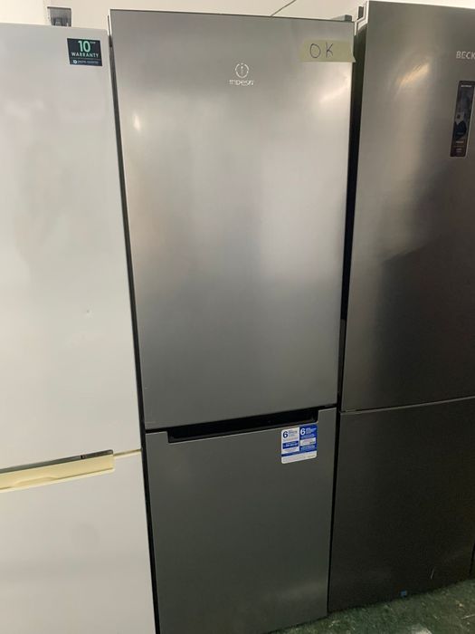 frigorifico indesit combinado cinza