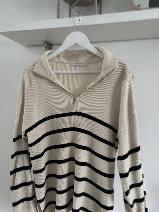 Sweterek lekki wiosenny beżowy