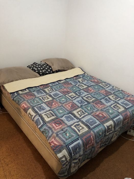 Cama de casal com muito conforto