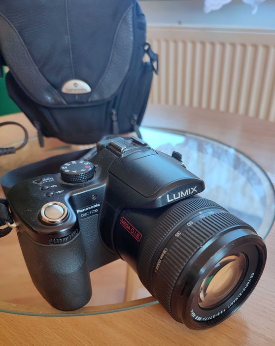 Aparat  Panasonic Lumix DMC-FZ obiektyw LEICA !!!