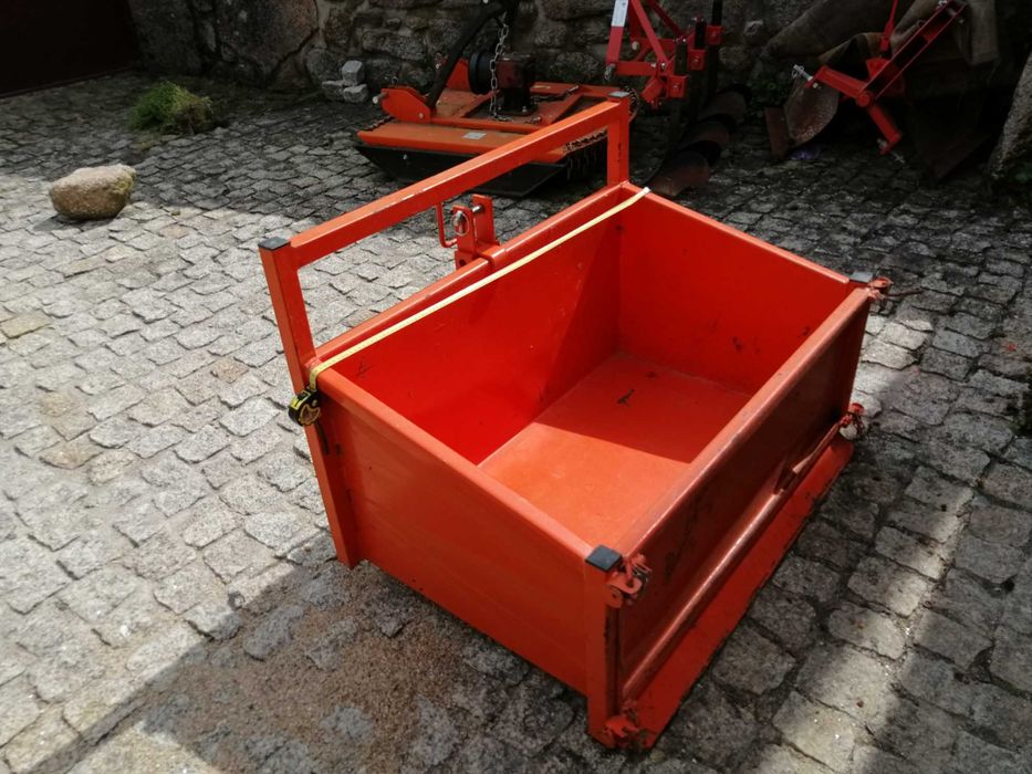 Caixa trator semi-nova