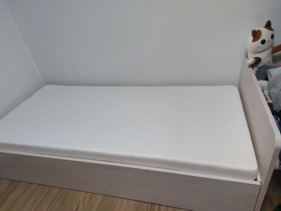 Łóżko rozkładane pilnie