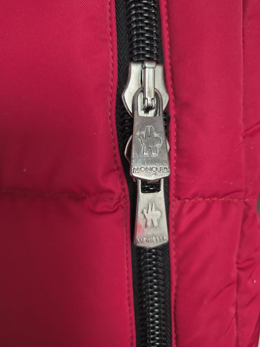 Kurtka puchowa Moncler S/M czerwona