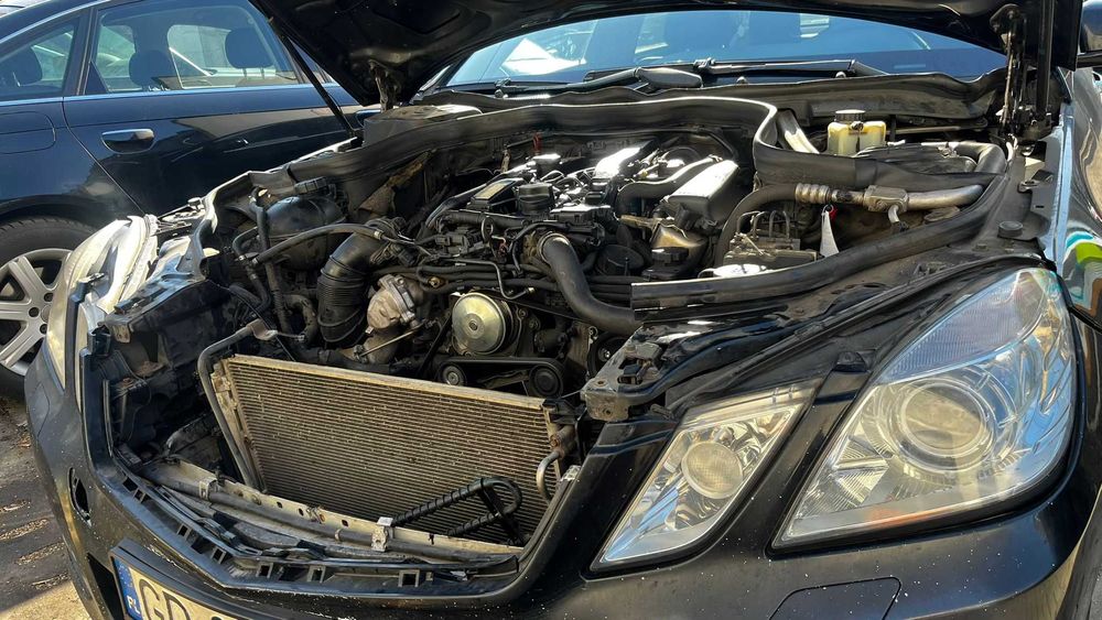 Syndyk sprzeda Mercedes Benz E 220, rok prod. 2010
