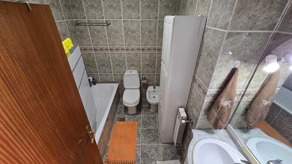 Quarto aconchegante para rapariga, excelente localização de Ermesinde