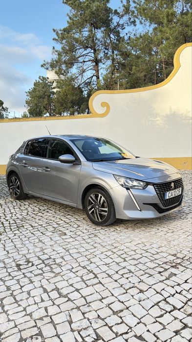 Peugeot 208  Full Extras